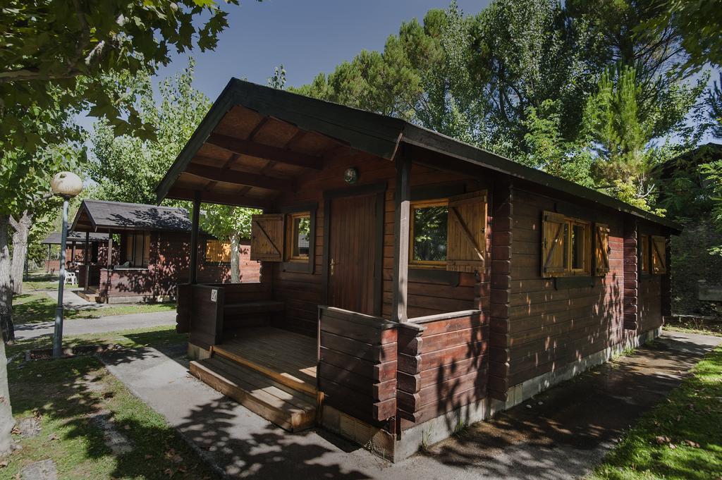 Camping & Bungalows Ligueerre De Cinca 외부 사진