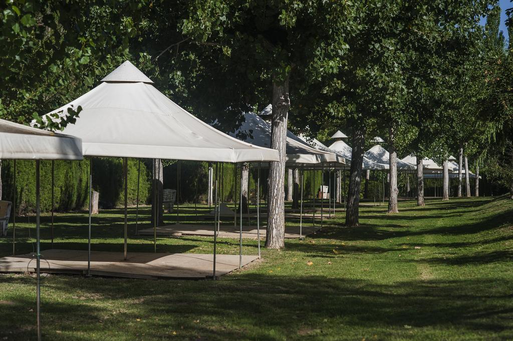 Camping & Bungalows Ligueerre De Cinca 외부 사진