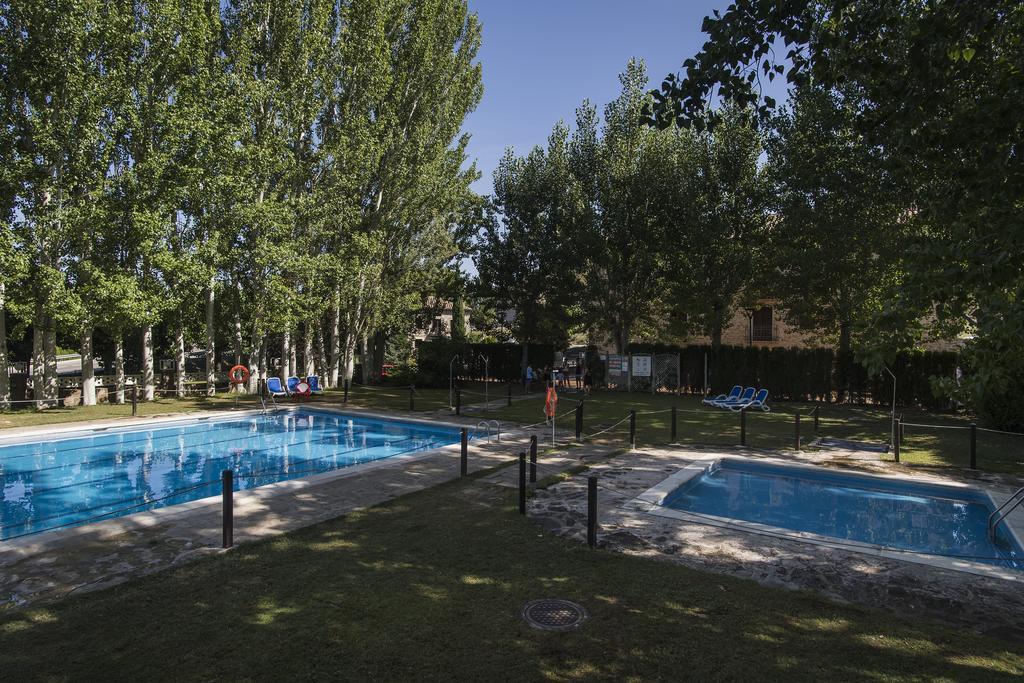 Camping & Bungalows Ligueerre De Cinca 외부 사진